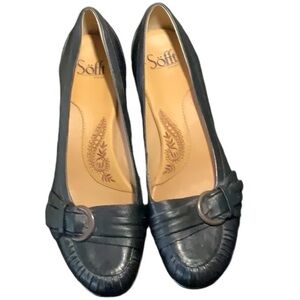 Sofft black leather kitten heels 10N